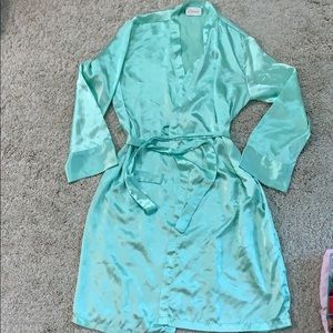 Satin kimono